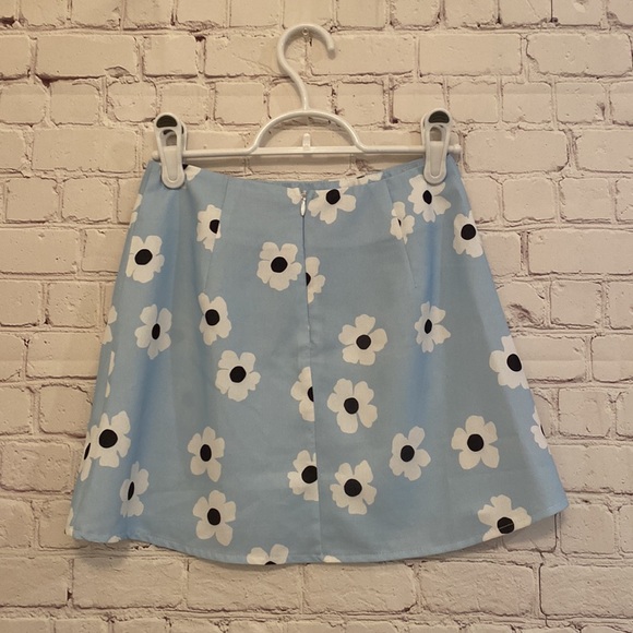 [PRINCESS POLLY] Shelly Blue Mini Skirt - Picture 2 of 7